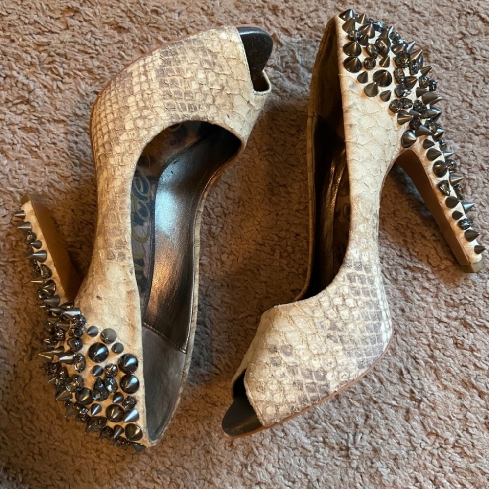 Sam Edelman LORISSA Spike Jeweled Studded Heel 7